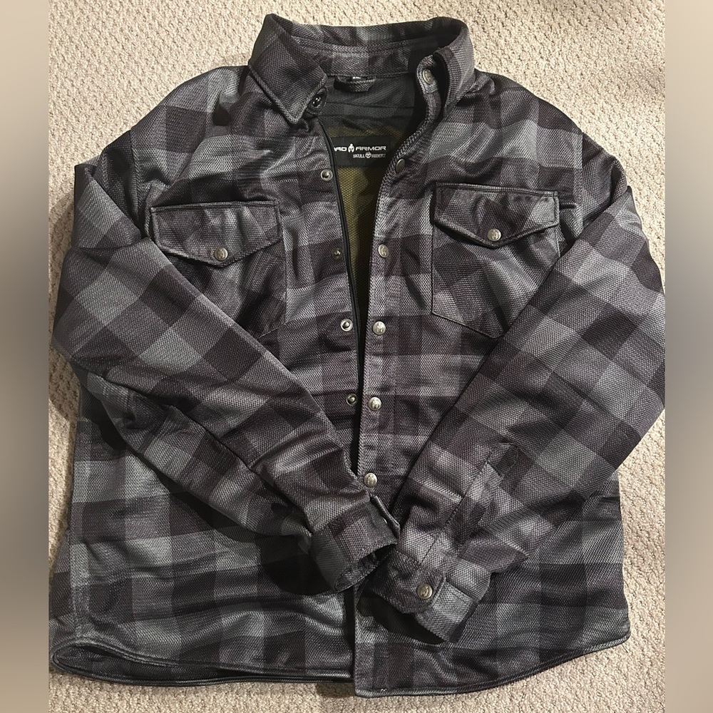 Men's Plaid Button Down Shirt in Black and Gray